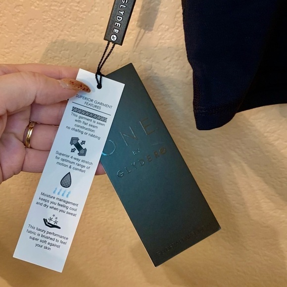 NWT Glyder Sports Bra XS Nylon Spandex Venting Lined Athletic Bra Athleisure New - Picture 12 of 15